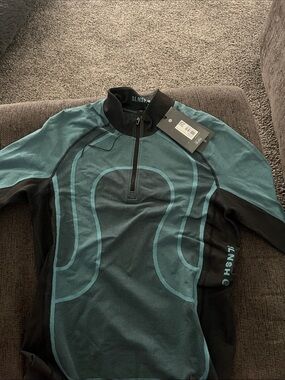 lululemon athletica Teal and Black Half-Zip Pullover